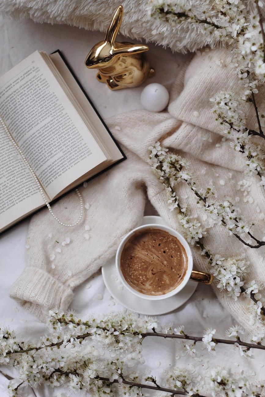 Sustainable eco-friendly packaging with natural materials